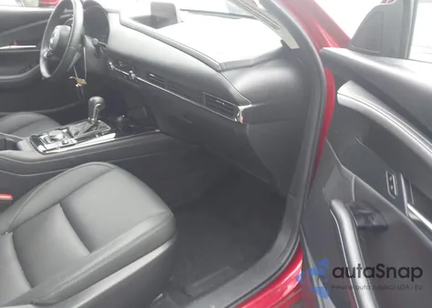 2024 Mazda Cx-30 2.5 S Preferred Package z USA, uszkodzony, nr VIN 3MVDMBCM8RM641065